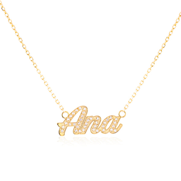 Collar con nombre personalizado en oro de 18k y circonitas de Rhapsody Jewels